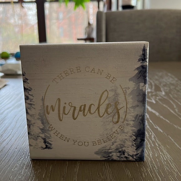 There Can Be Miracles Sign - Picture 3 of 4